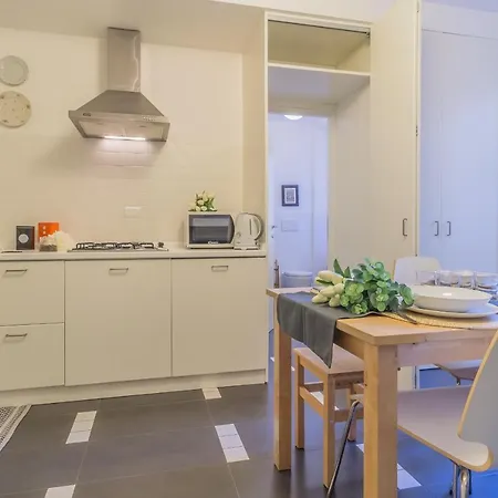 La Casa Di Rosa فارينا